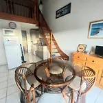 2 Pièces Mezzanine Climatisé Avec Piscine Et Parking Privé à - Fr-1-326-789 Apartamento Marseillan (Herault)